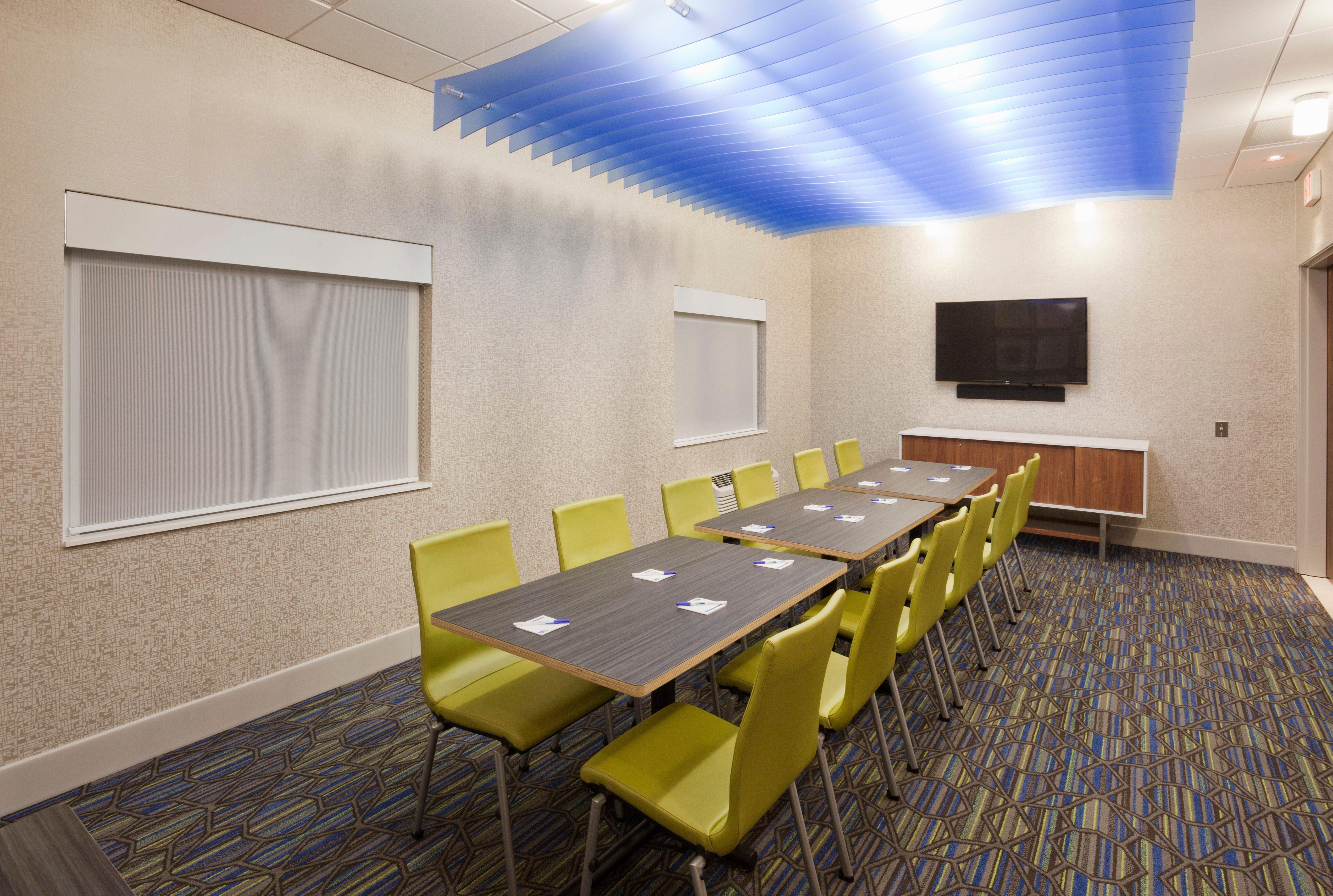 Holiday Inn Express Roseville-St. Paul By Ihg Bagian luar foto