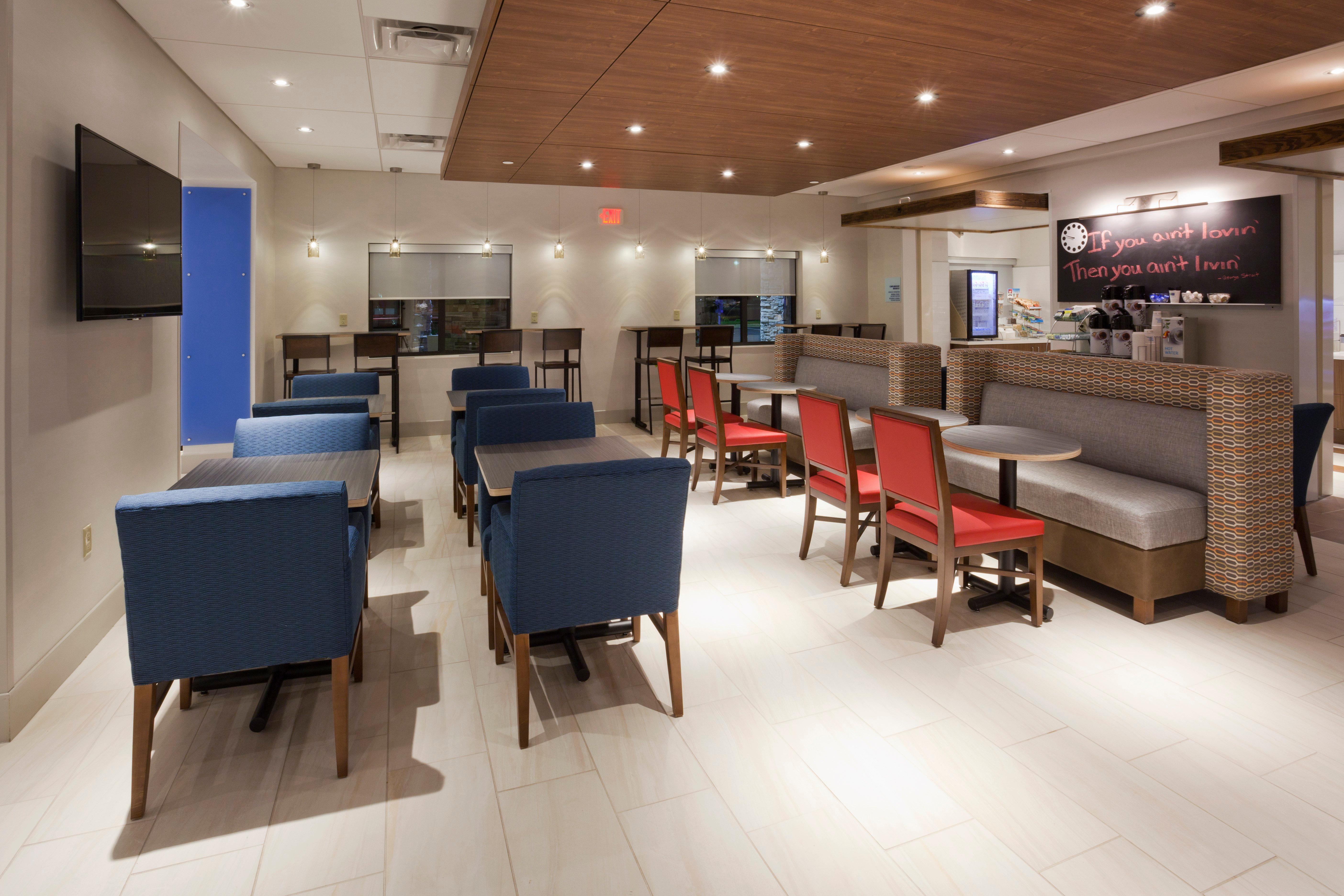 Holiday Inn Express Roseville-St. Paul By Ihg Bagian luar foto