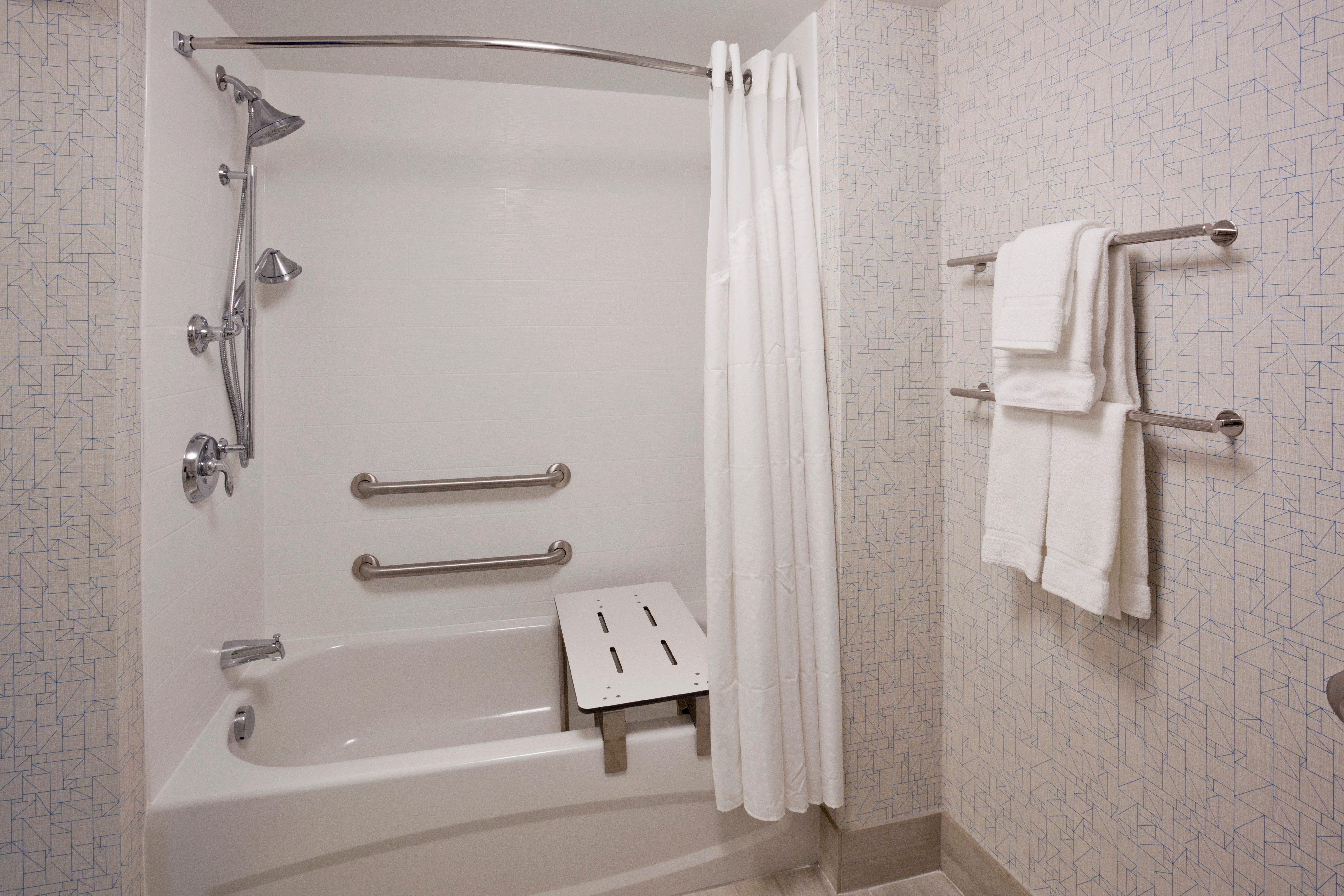 Holiday Inn Express Roseville-St. Paul By Ihg Bagian luar foto