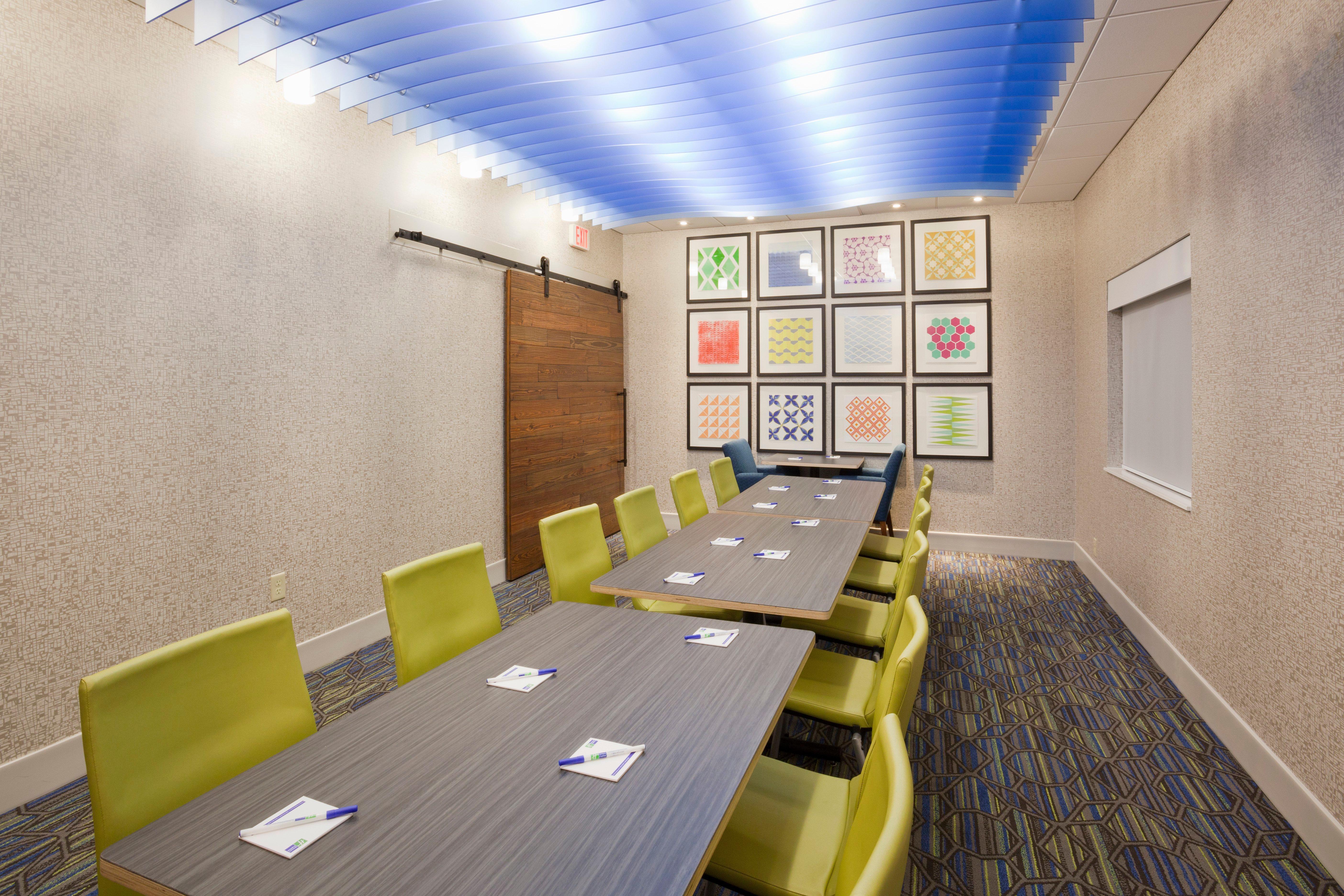 Holiday Inn Express Roseville-St. Paul By Ihg Bagian luar foto