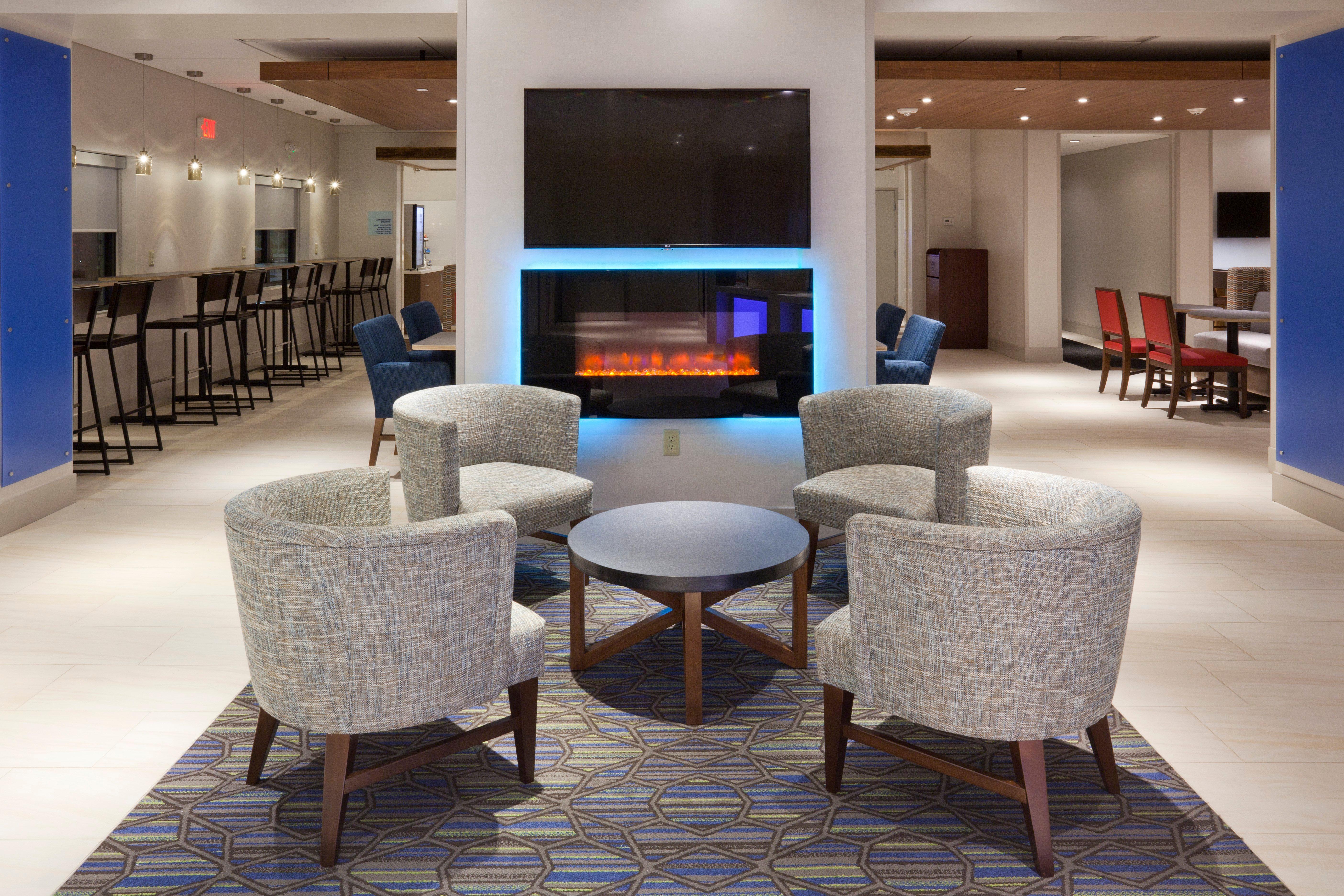 Holiday Inn Express Roseville-St. Paul By Ihg Bagian luar foto