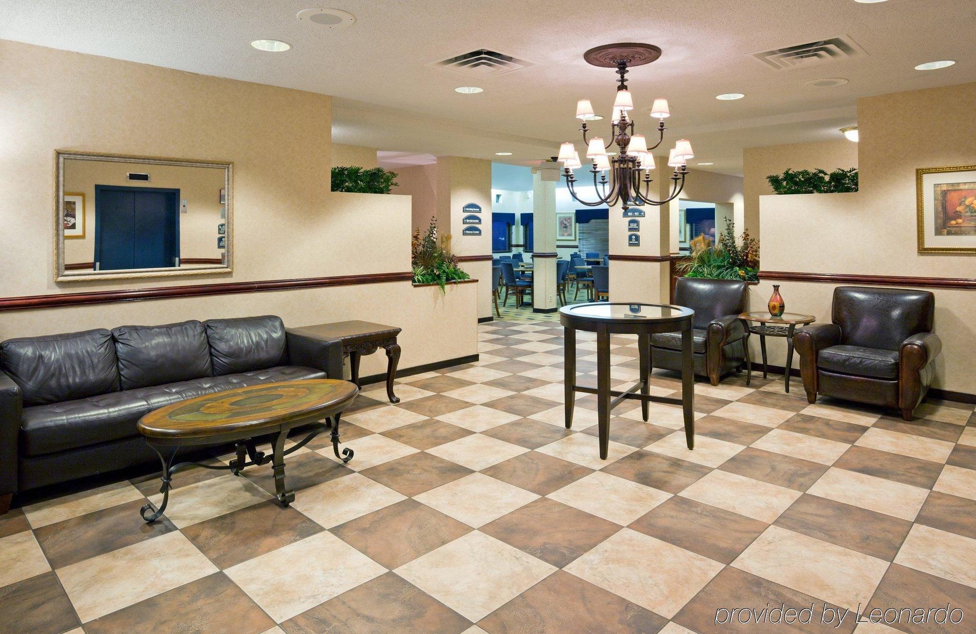 Holiday Inn Express Roseville-St. Paul By Ihg Bagian luar foto